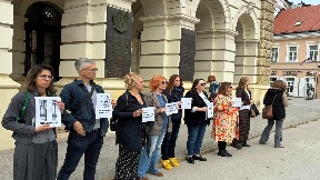 Traže sastanak za obe strane
